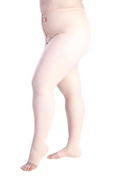 lipoelastic TBfLg Low Variant postoperative Kompressionshose mit Hygieneöffnung inkl. Anziehhilfe