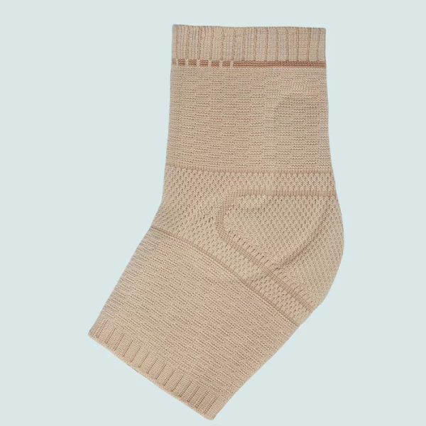 b:joynz ankle support Sprunggelenkbandage unterstützt und stabilisiert das Sprunggelenk