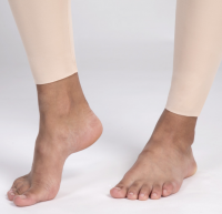 Vorschau: lipoelastic VB Comfort postoperative Kompressionshose mit Hygieneöffnung u. Reißverschluss