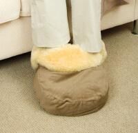 RUSSKA Fußwärmer zum Wärmen beider Füße 35 x 30 x 15 cm aus Baumwolle und Lammfell