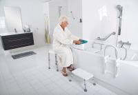 Vorschau: RIDDER Bad-Hocker Go höhenverstellbar in 8 Stufen mit rutschhemmenden Fußstopfen und Sitzfläche