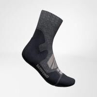 Vorschau: BAUERFEIND Sports Outdoor Merino Compression Socks Mid Cut Kompressionsstrümpfe Herren