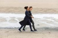 Vorschau: BAUERFEIND VenoTrain Soft S Kompressionsstrümpfe mit Massage-Effekt in verschiedenen Längen