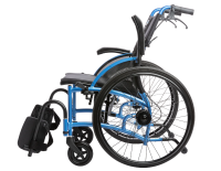 Vorschau: STRONGBACK Mobility FLIP Rollstuhl mit Rückenstütze, hochklappbaren Armlehnen und Trommelbremse