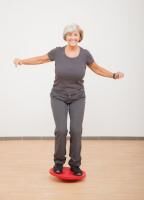 Vorschau: Jakobs Therapiekreisel aus Kunststoff 40 cm fördert Gleichgewicht, Koordination und Reaktion