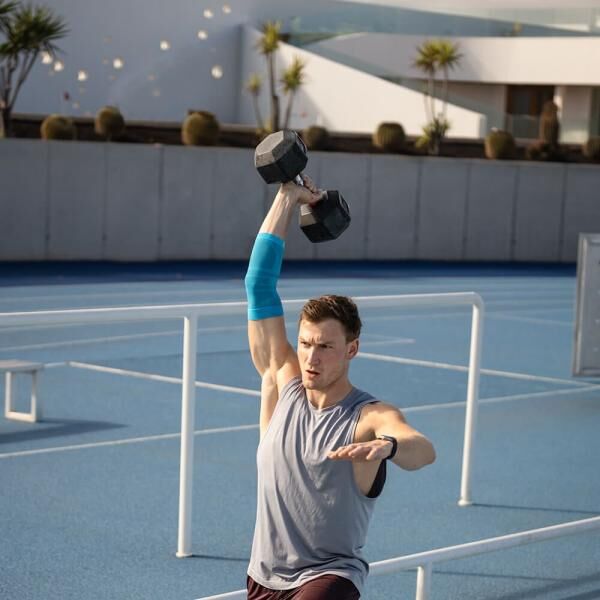 Bauerfein Sports Compression Elbow Support Ellenbogenbandage mit nahtloser Kompression