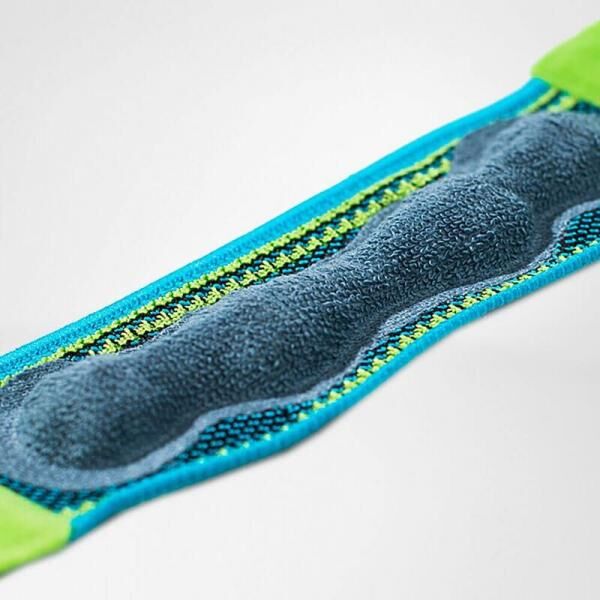 BAUERFEIND Sports Knee Strap Patellaband entlastet durch gezielten Druck die Patellasehne