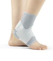 Ofa Push Care Knöchelbandage fördert das Stabilitätsgefühl u. bietet Kompression um den Knöchel