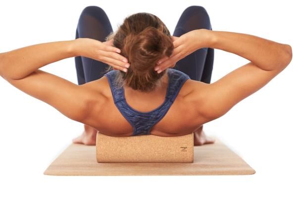 ARTZT vitality Faszienrolle aus Kork zur Selbstmassage, löst Verhärtungen im Bindegewebe