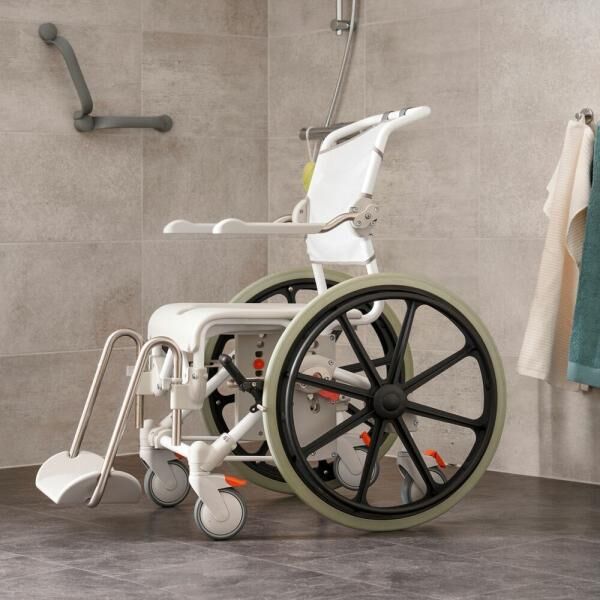 etac Swift Mobil-2 Dusch- Toilettenrollstuhl 24 Zoll mit ergonomischen Sitz u. höhenverstellbar