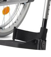 Vorschau: Bischoff & Bischoff Pyro Light Leichtgewicht-Rollstuhl mit Kniehebelbremse und Trommelbremse