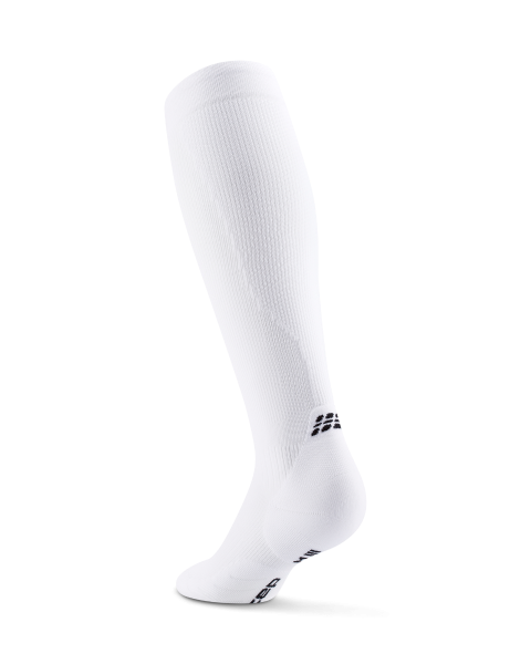 CEP run socks mid cut 5.0 knielange Laufsocken für Damen mit leichter Kompression