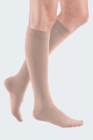 Vorschau: medi mediven comfort atmungsaktive Kompressionsstrümpfe, doppelt gestrickte Komfortsohle u. Lanolin