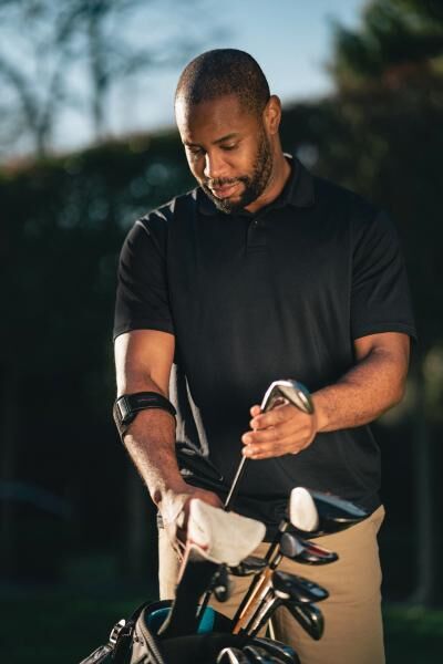 DONJOY® EpiForce® Strong Epicondylitis-Spange in Universalgröße mit Druckpelotte für Tennisarm