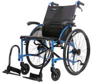 Vorschau: STRONGBACK Mobility FLIP Rollstuhl mit Rückenstütze, hochklappbaren Armlehnen und Trommelbremse