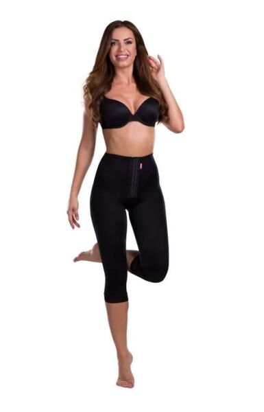 lipoelastic TD Variant postoperative Kompressionswäsche Hygieneöffnung u. doppelter Stoffunterlage